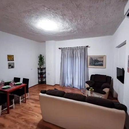 & Studio Pekica Apartment *